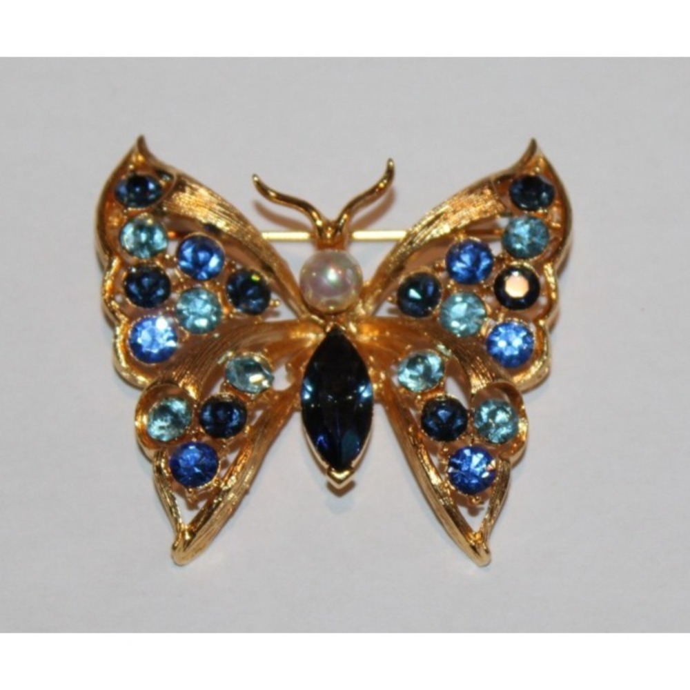 VTG Lianna LIA blue rhinestone butterfly brooch pin faux pearl gold tone signed